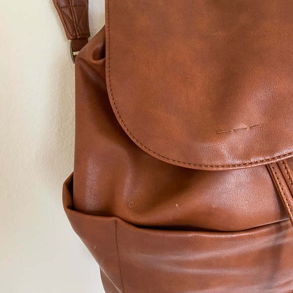 Backpack - Picture 3 of 3